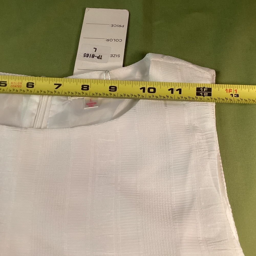 BE YOU TIFUL NEWT SLEEVELESS WHITE TOP - Picture 8 of 13
